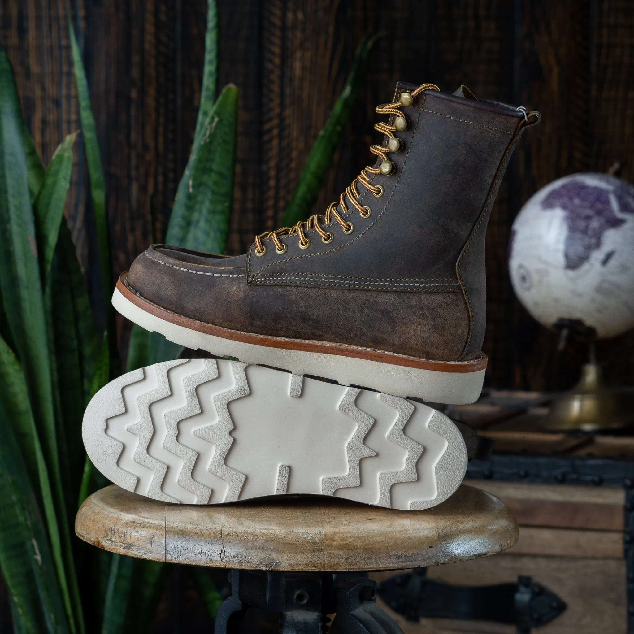 Moc-Toe Boots 8" (Vintage Brown) Goodyear Welted