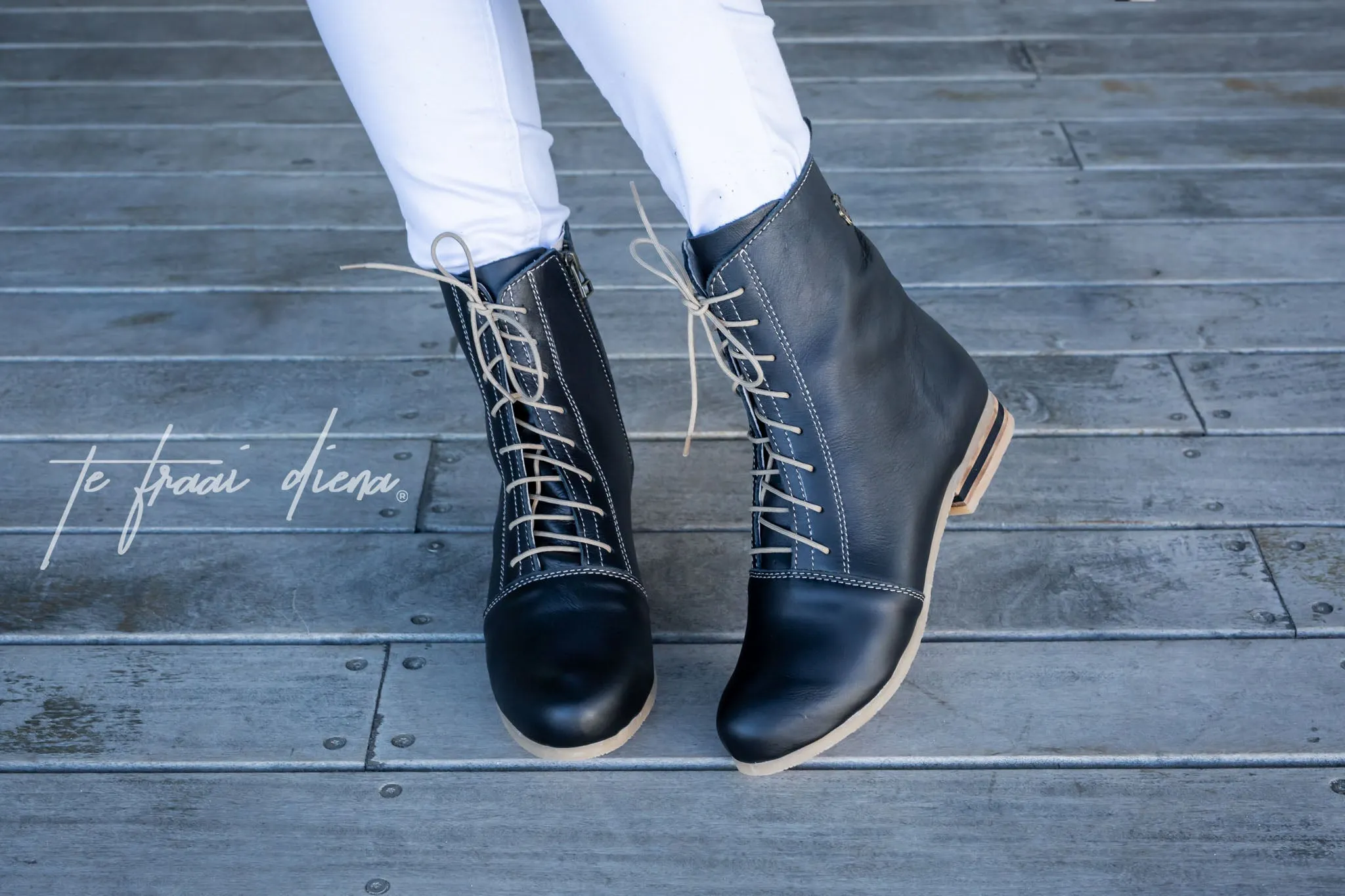 Nadine - Black