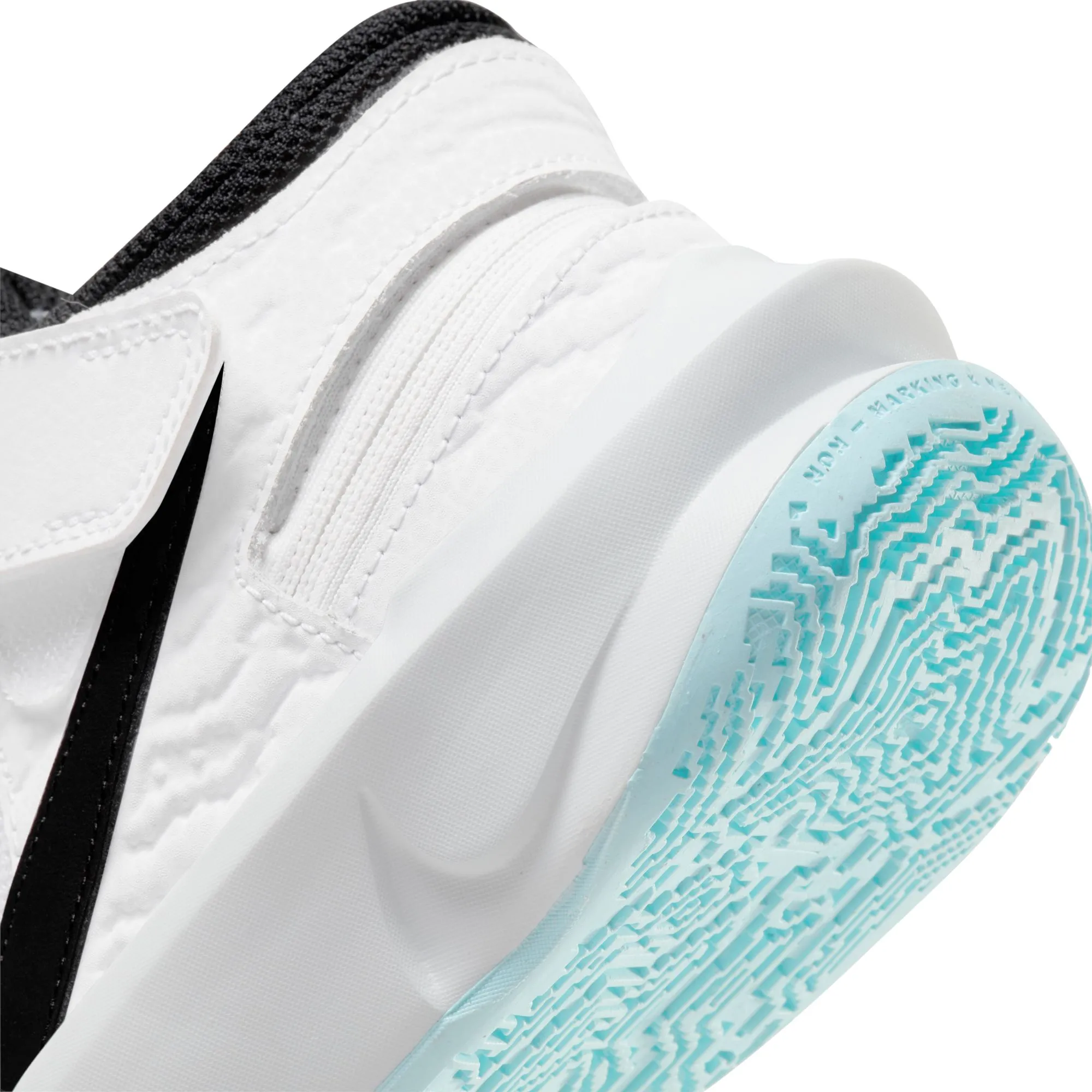 Nike Kids Team Hustle D 10 Flyease Basketball Boot/Shoe - White/Black/Photon Dust/Magic Ember