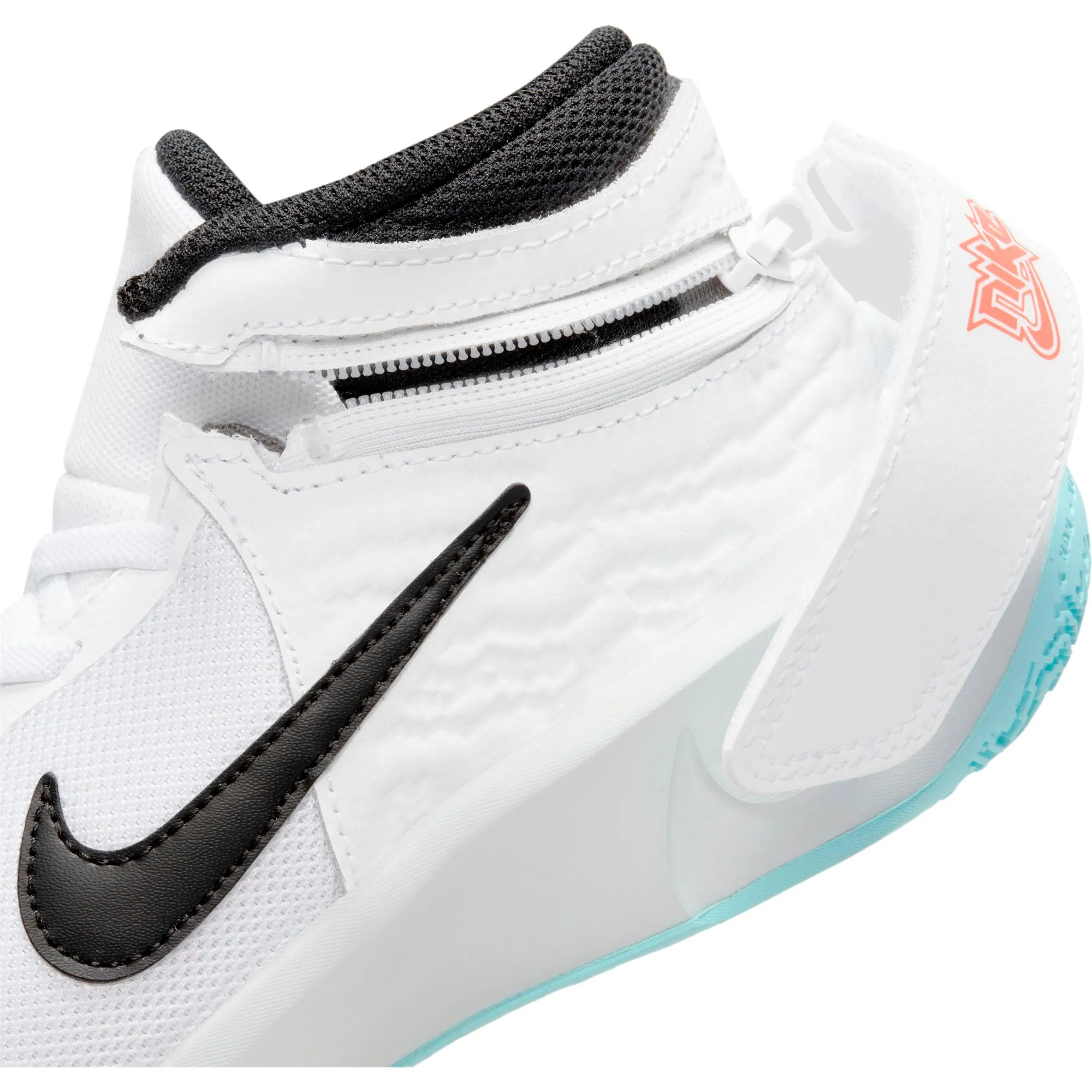 Nike Kids Team Hustle D 10 Flyease Basketball Boot/Shoe - White/Black/Photon Dust/Magic Ember