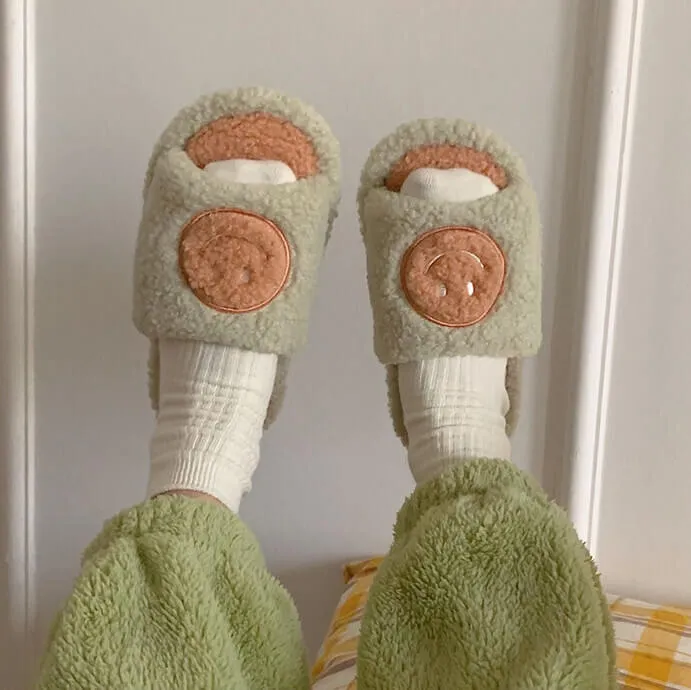Paziye Smiley Face Slippers for Women Anti-Slip Soft Plush Comfy Indoor Slippers