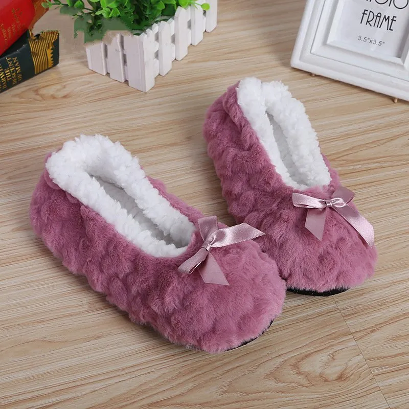 Women's Warm Soft Plush Home Slippers